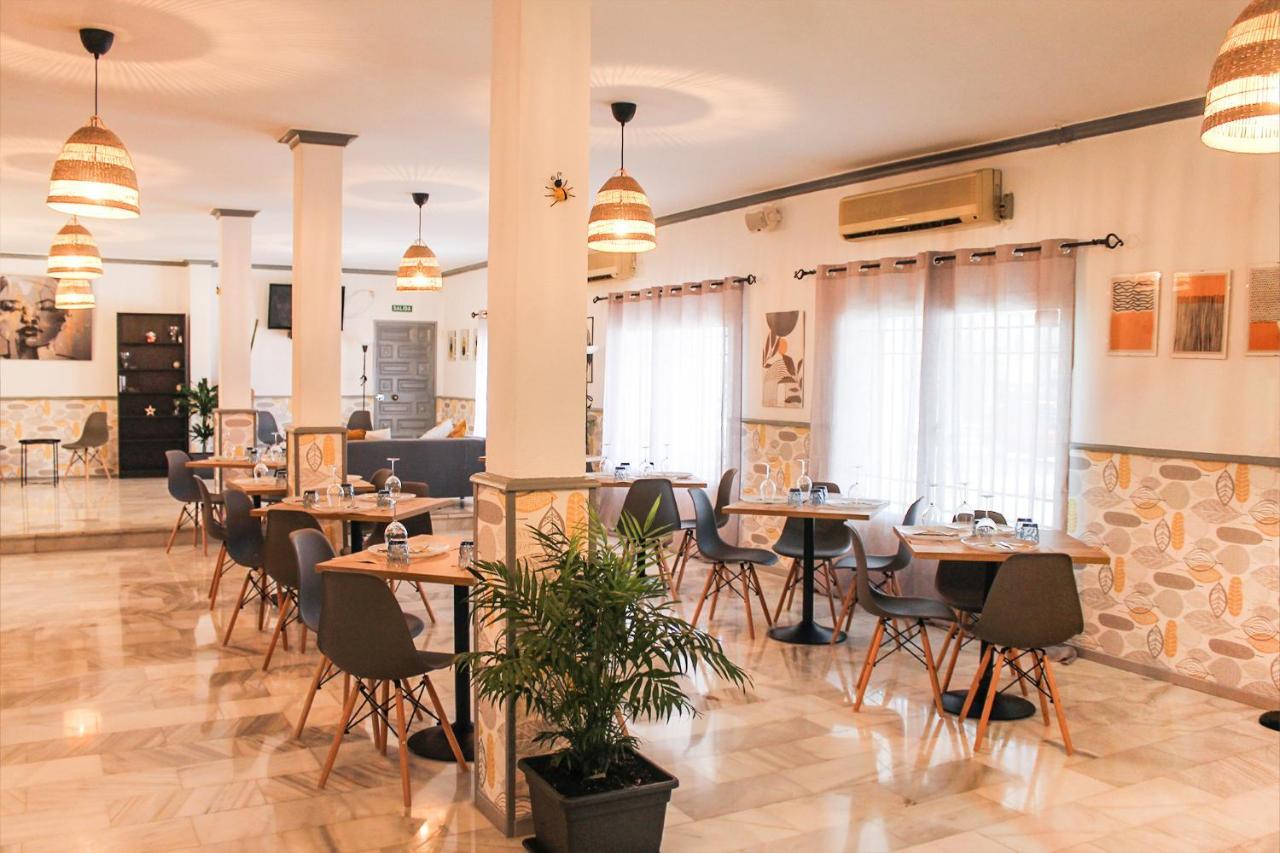 VÍA SEVILLA - CÁDIZ Alojamiento&Restaurante El Cuervo (Andalusia) Exterior foto
